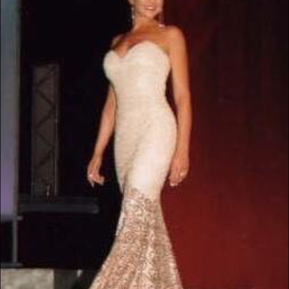 Meet your Posher, Lori - Picture 2 of 6